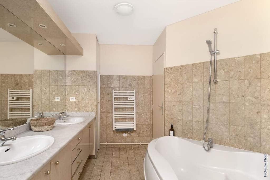 Nocnoc - Le Pargamin - Large Duplex Place Saint-Pierre Toulouse Exterior photo